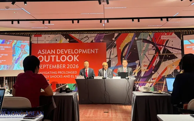 ADB bất ngờ nâng dự báo GDP Việt Nam lên 7,8% năm 2026